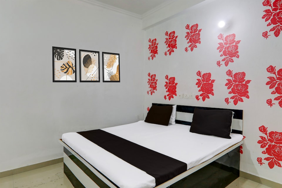 Hotel O THE ROYAL HEAVEN , Gorakhnath Gorakhpur, Gorakhpur