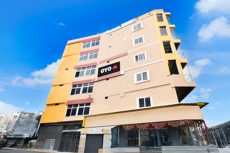 Super Hotel O Brundavan Residency , Ameerpet, Hyderabad