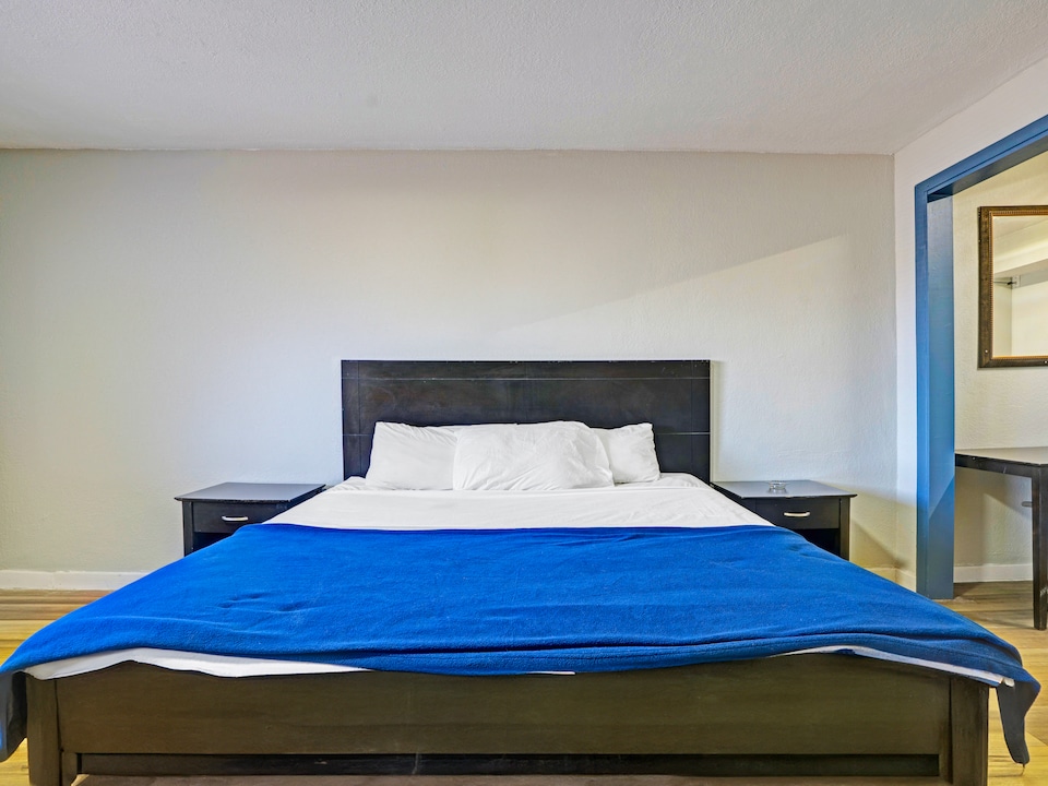 Super 7 Inn By OYO San Antonio N.W. Medical Center, C78201, San-Antonio