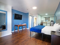 Super 7 Inn By OYO San Antonio N.W. Medical Center