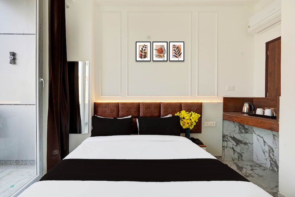 Super Collection O Surajpur Chowk Greater Noida, Greater Noida, Noida