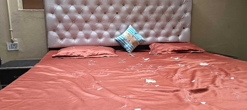 SPOT ON Rathore hotel, Farrukhabad, Farrukhabad