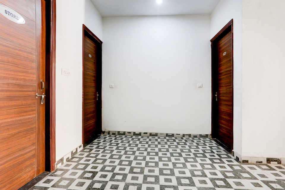 Hotel O Dam View & Restaurant, Nayagaon Chandigarh, Chandigarh