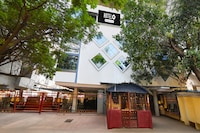 Super Hotel O Akkayaplem Near Railway Station