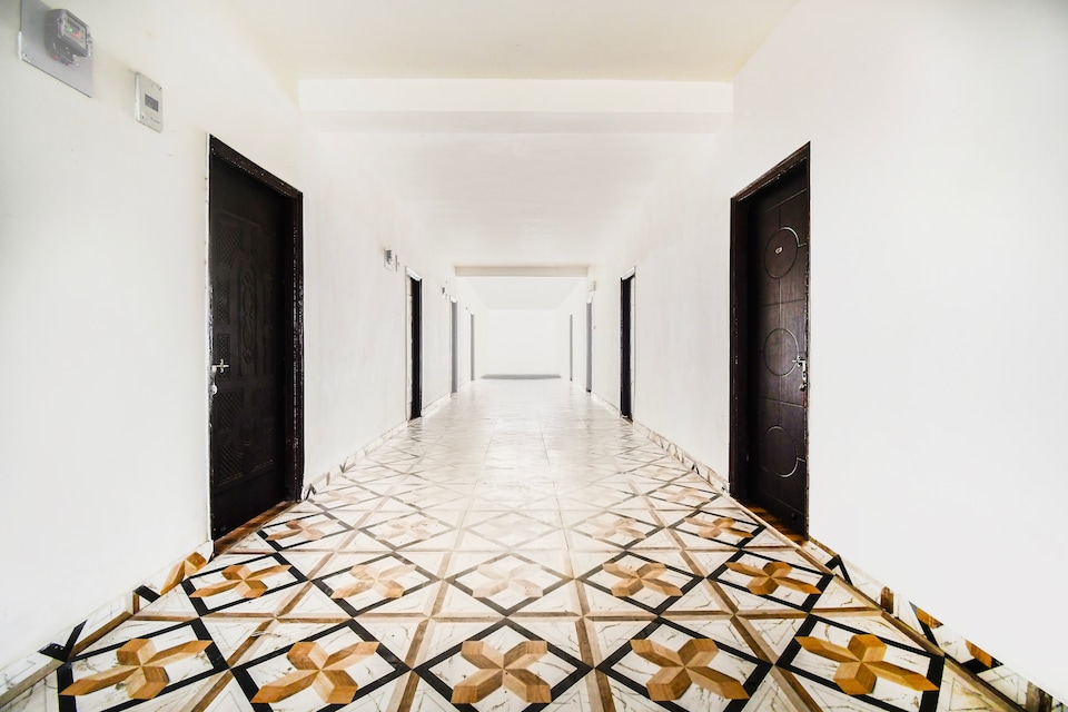 HOTEL O SHIVA RESIDENCY INN, Ranchi Railway Station, Ranchi