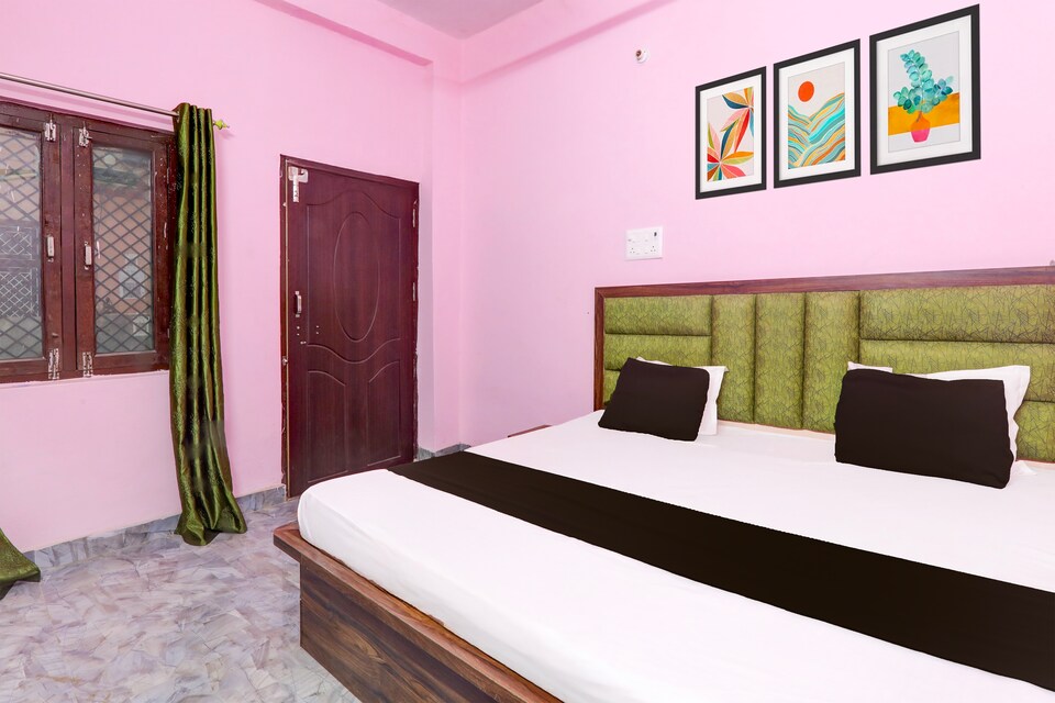 Hotel O Aditya Guest House , Golghar, Gorakhpur