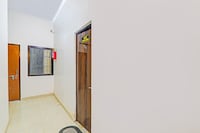 HOTEL O ANAND LOK GUEST HOUSE