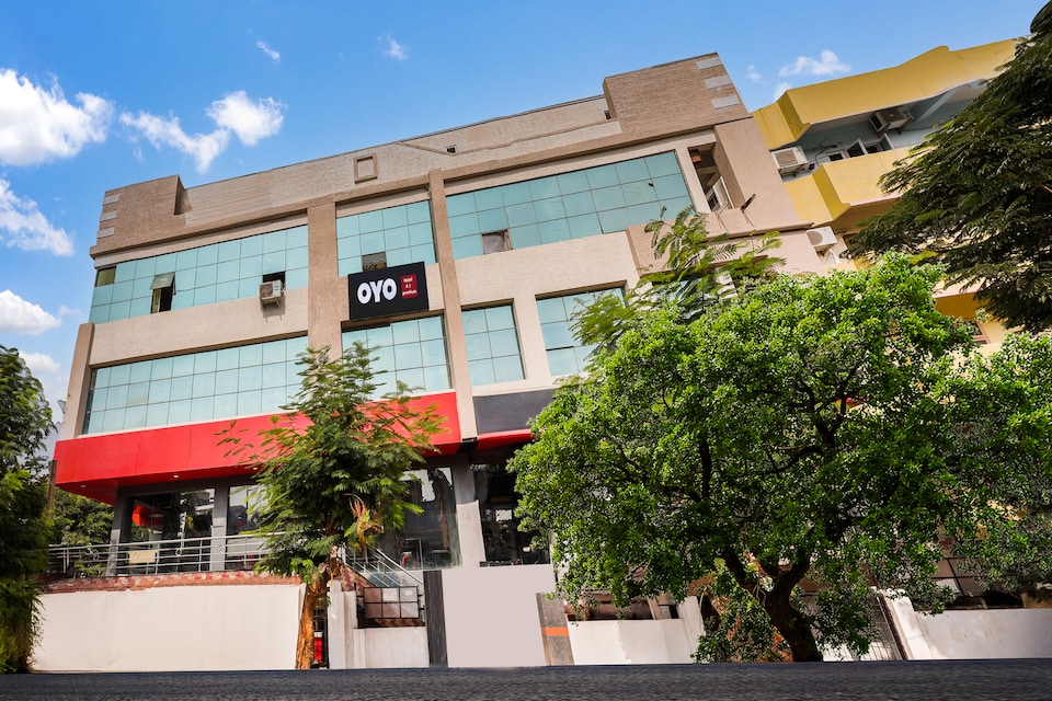 Hotel O A1 Premium AC Rooms , MVP Colony Visakhapatnam, Visakhapatnam