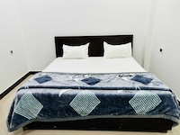 Hotel O Ayodhya Dham Bus Terminal Formerly Om Palace