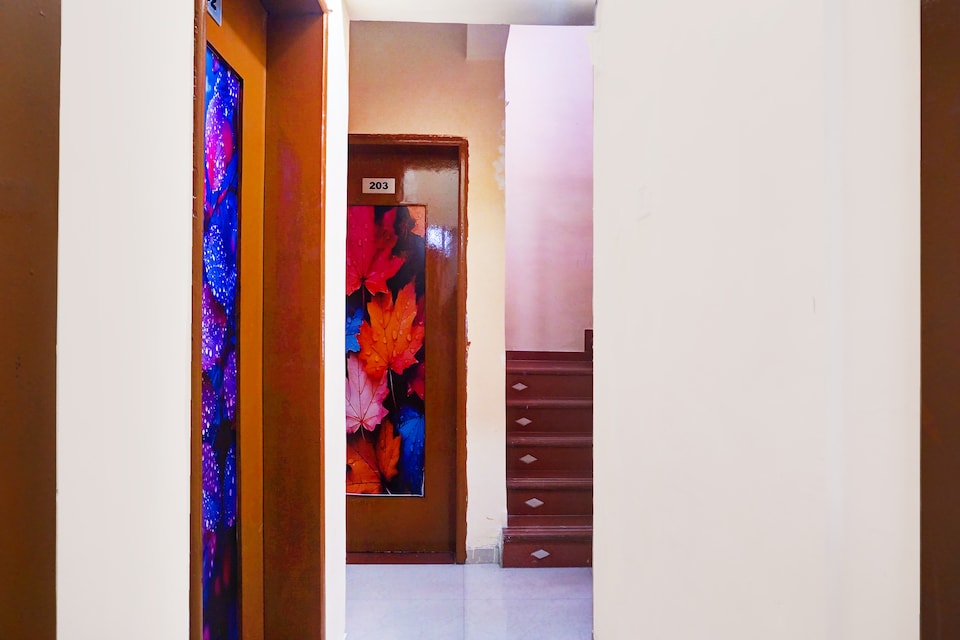 Hotel O Falcon Inn, Baner Pune, Pune