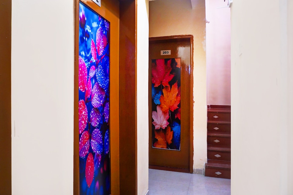 Hotel O Falcon Inn, Baner Pune, Pune