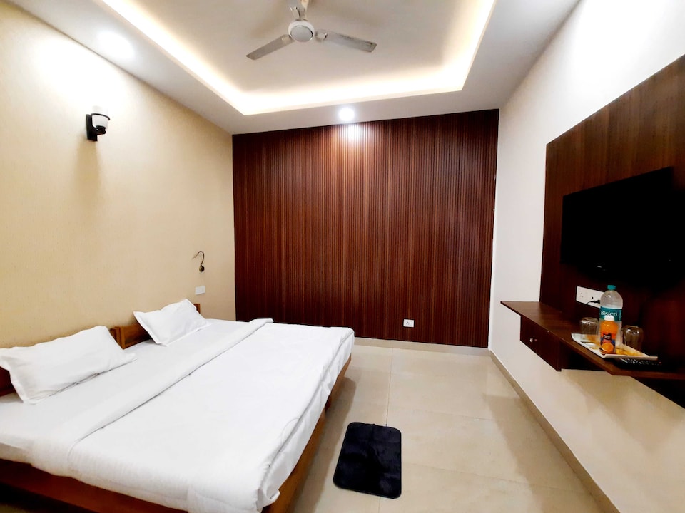 Hotel O Kasna Heritage, Greater Noida, Noida