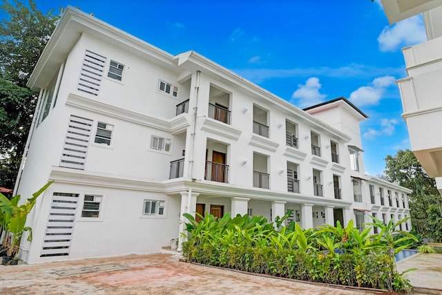 DanCenter Sereno Siolim | 1BHK Apartment | Goa