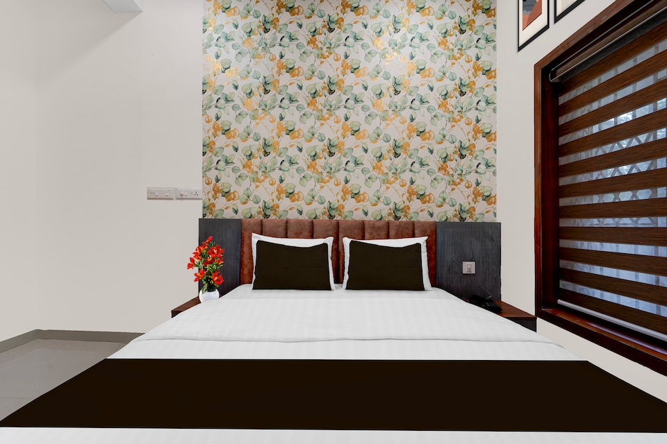 Super Townhouse Thondayad Calicut Formerly Dream Casa, Calicut City, Calicut