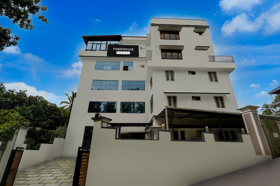 Super Townhouse Thondayad Calicut Formerly Dream Casa, Calicut City, Calicut
