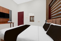 Super Townhouse Thondayad Calicut Formerly Dream Casa