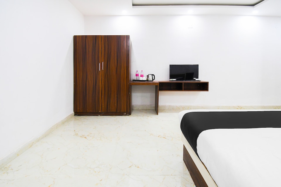 HOTEL O OXY SKY LIFT, Firayalal, Ranchi