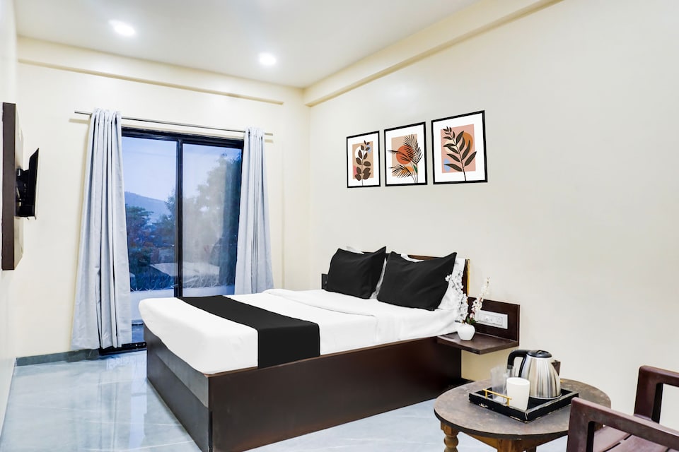 Hotel O Samruddhi Lodging, Katraj Khed Shivapur Pune, Pune