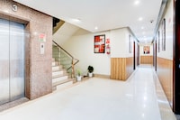 Town house Tuessday Suites Near Mr Bhatura Bala Sector 122