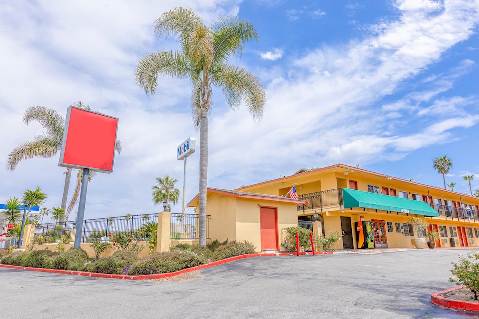 Hotel Avenida - Oceanside Camp Pendleton, Oceanside, CA, Oceanside, CA