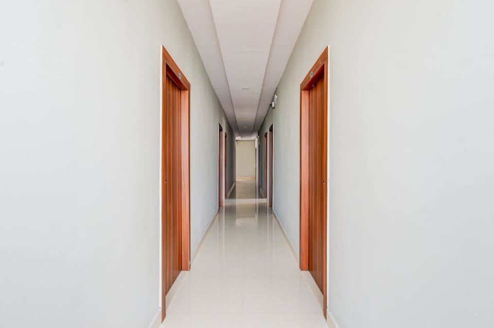 Hotel O SSR Grand, LB Nagar-Ramoji, Hyderabad