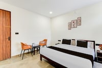 Super Townhouse OAK Owaisi Hospital Mailardevpally Formerly Tolkanti Arc