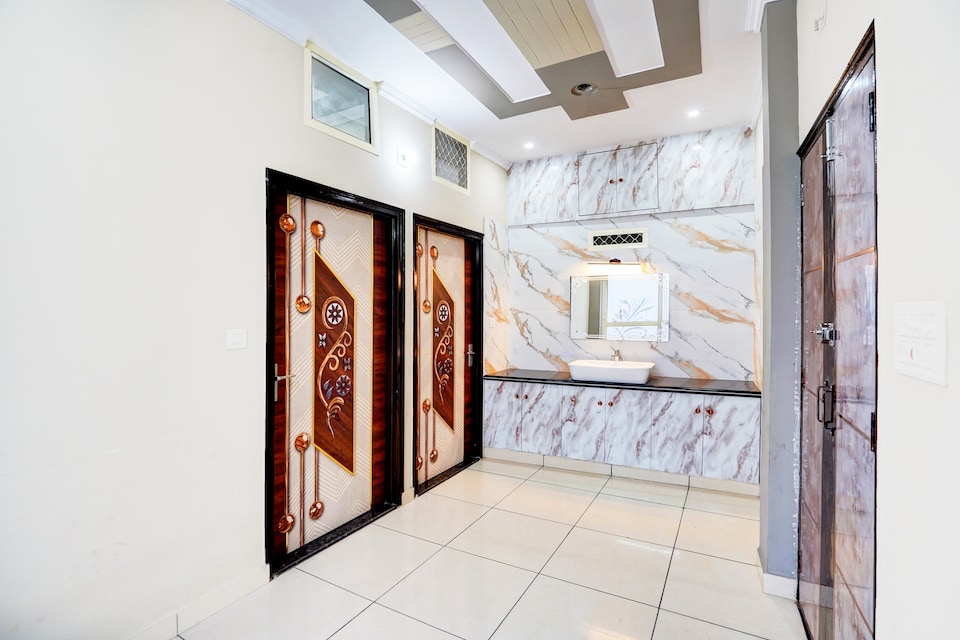 SPOT ON Hotel Luxury, SIDCUL - Bahdarabad, Haridwar