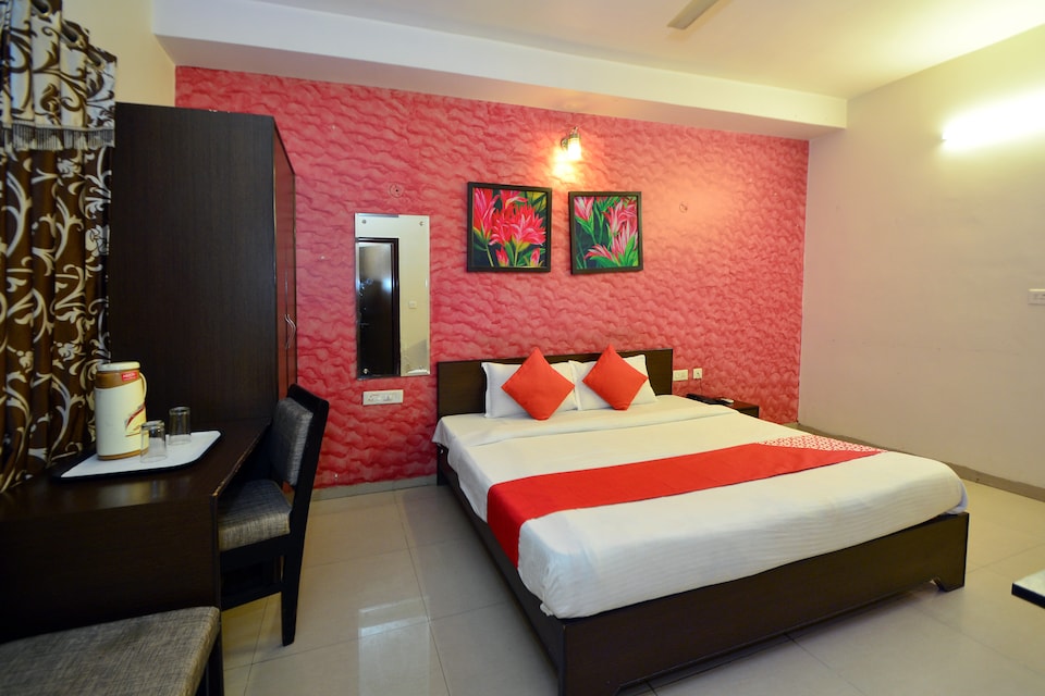 OYO 26175 Hotel Green Villa Guest House, Mansarovar, Jaipur