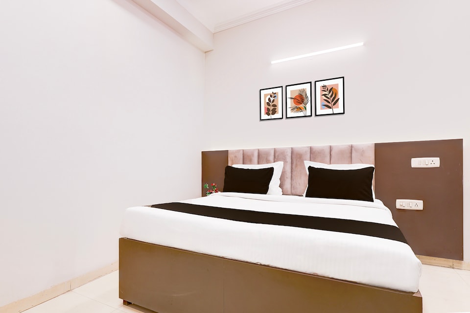 Hotel O Rangpuri Mahipalpur, Airport Delhi, Delhi Transit