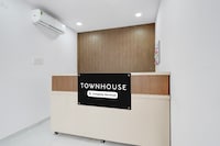 Townhouse B N Reddy Formerly Capitol Stay Inn