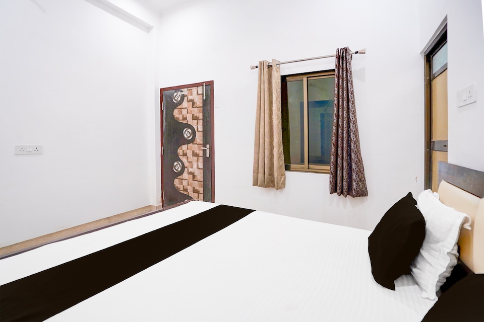 Hotel O Mangalam Guest House, Cantt, Varanasi