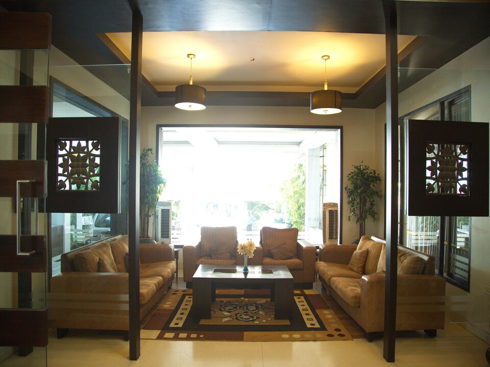 OYO 1990 Hotel Abirami Residency, Pondicherry City Centre, Pondicherry