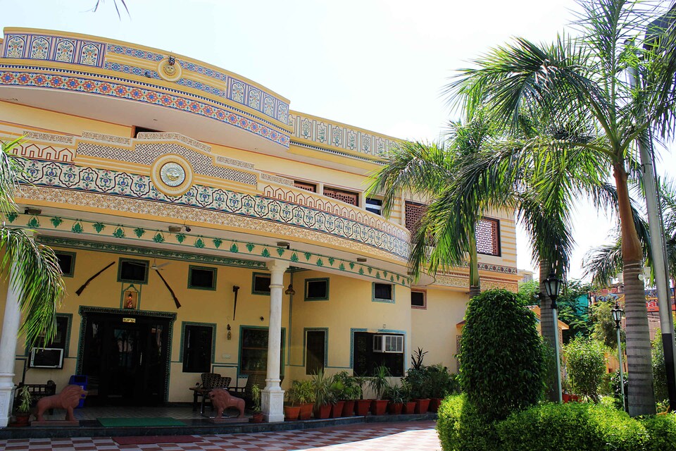 OYO Hotel Nirwana, Alwar, अलवर