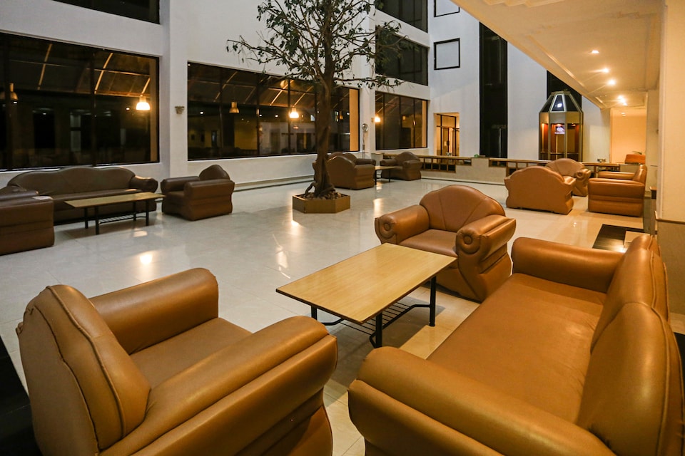 OYO Premium 009 Near Trichy Airport, Trichy, Trichy