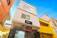 Hotel O THE MARUTI PAYING GUEST HOUSE