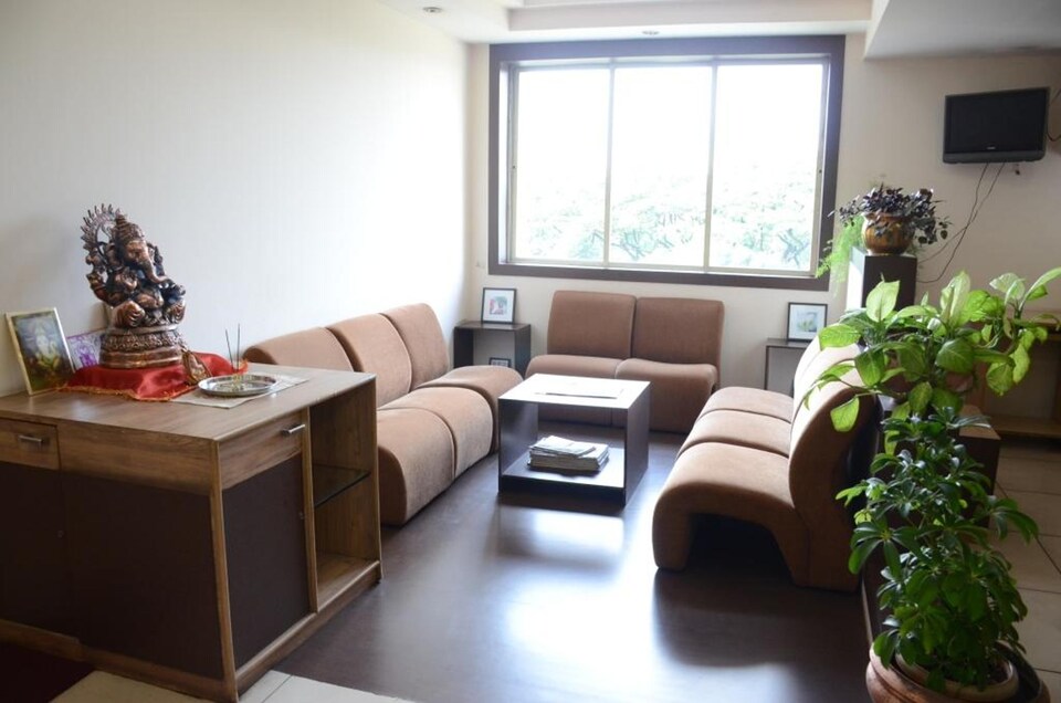 Live on PUN2268, Aundh Pune, Pune