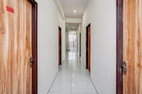 Super Collection O Iskcon Temple Mansarovar Formerly Chinar Inn