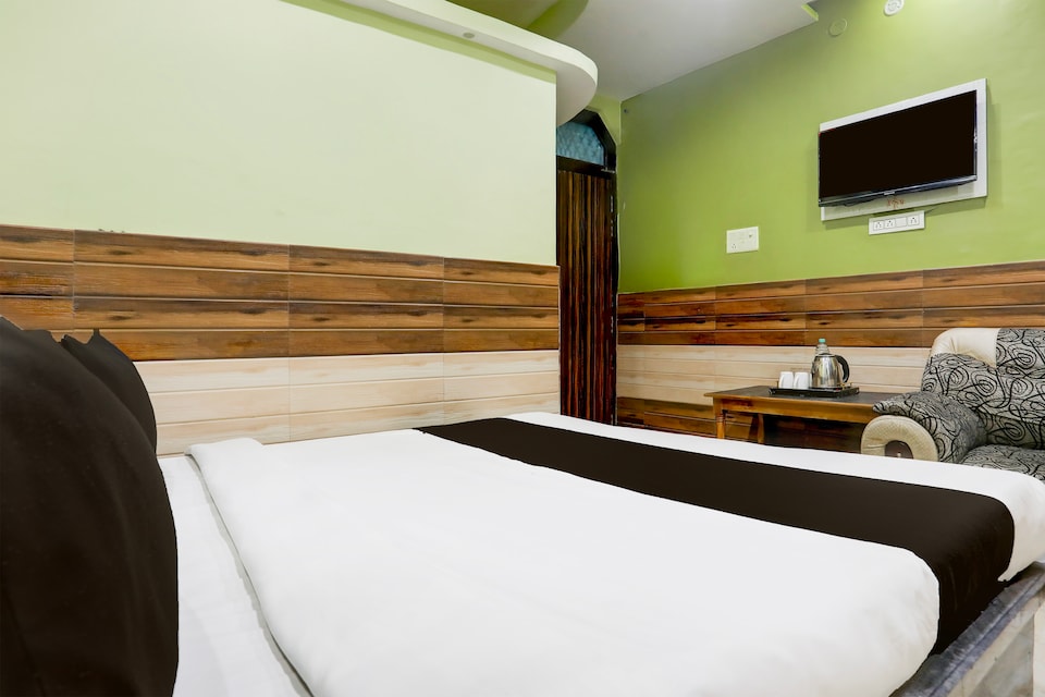 Hotel O Hari Villa, Kanpur Railway Station, Kanpur