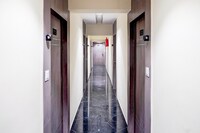 Hotel O Surbhi Inn Ambli Road Railway station