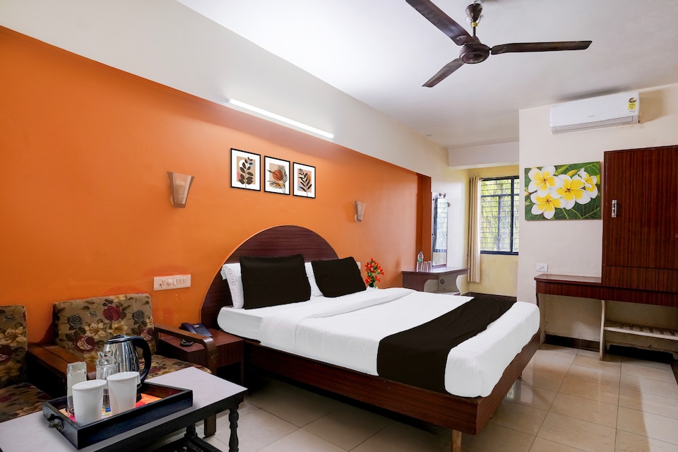 Super Collection O Hubli City Center Formerly Chalukya Residency, Hubli, Hubli-Dharwad