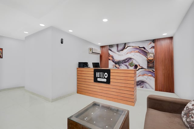 Super Collection O Sector 18 Metro station