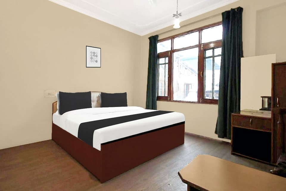 Super Townhouse Rajbagh Formerly Hotel Modern, Rajbagh, Srinagar