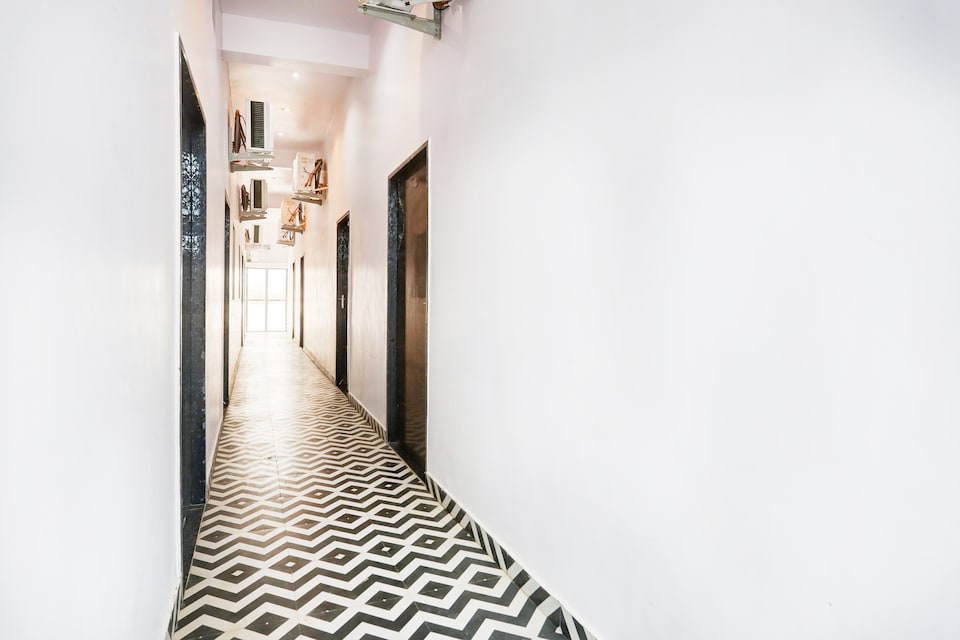 OYO 831237 JK06 Residency, Rooftop & Restaurant, Sagar, Sagar