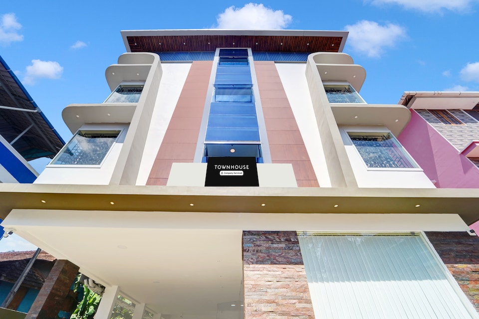 Townhouse Trivandrum Padmanabhaswamy Temple Formerly Rezt N Relaz Inn, Thampanoor Trivandrum, Trivandrum