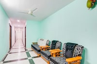 Hotel O Green Light Inn