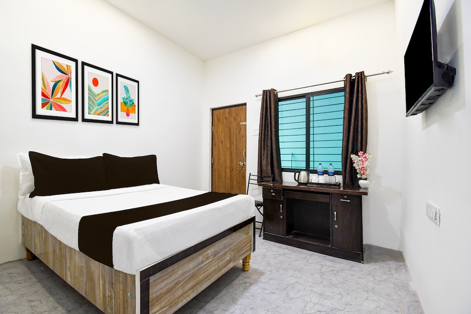 HOTEL O SHIVAY DELUXE, Bus Stand Nagpur, Nagpur