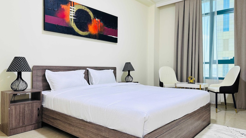 OYO HOME 1432 Furnished 1bed At Binghatti Emerald Jvc Mdvii, Jumeirah Village Circle Dubai, Dubai