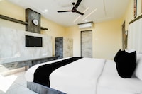 Hotel O by OYO RichFeel