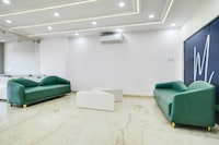Hotel O by OYO RichFeel