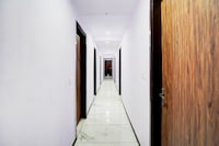 Super Collection O Hotel Star Inn Near By Hindon Airforce Mohan Nagar Ghaziabad